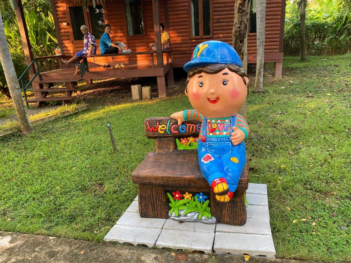 Nung Ni Bang Khon Thi Resort Amphawa Luaran gambar